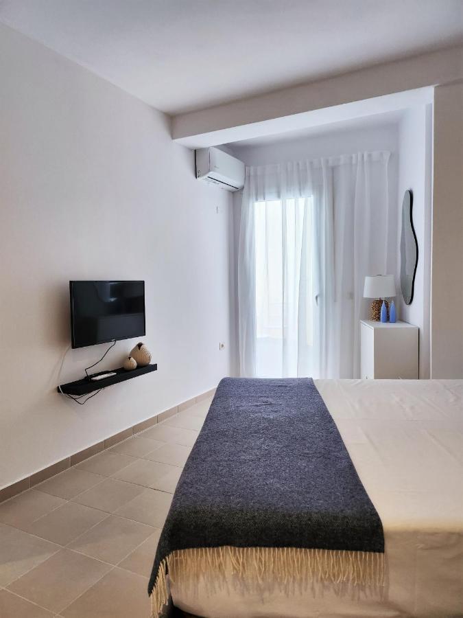 Elisos Studio Apartment Vlorë Buitenkant foto